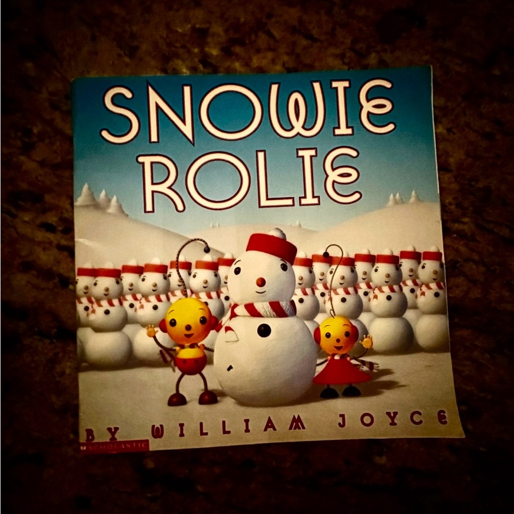 SNOWIE ROLIE Book